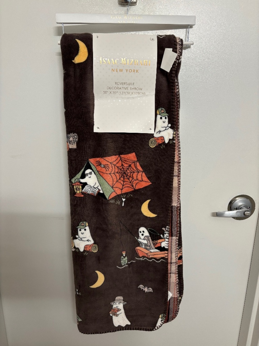 Viral Isaac Mizrahi Reversible Halloween blanket Ghosts reading & camping
